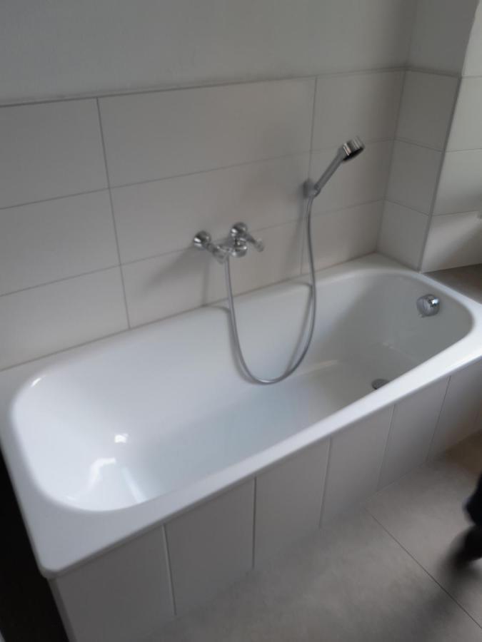 Center No 1 Apartment บาดอิสชิล ภายนอก รูปภาพ